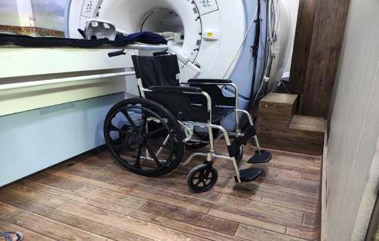 MRI-Compatible Mobility Chairs