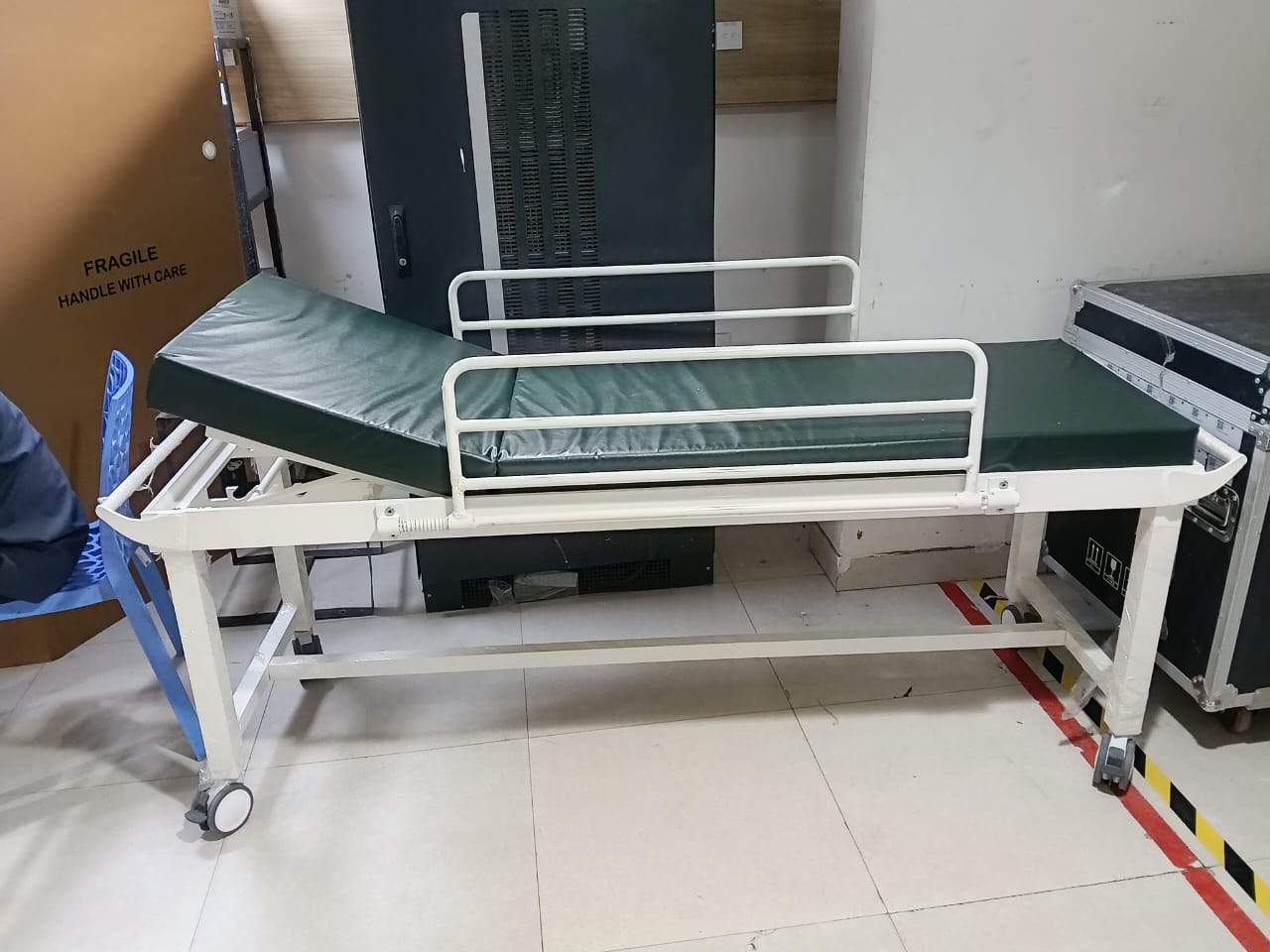 MRI-Compatible Mobility Stretcher